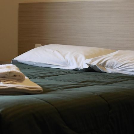 Hotel Turella Uniao Da Vitoria Bagian luar foto